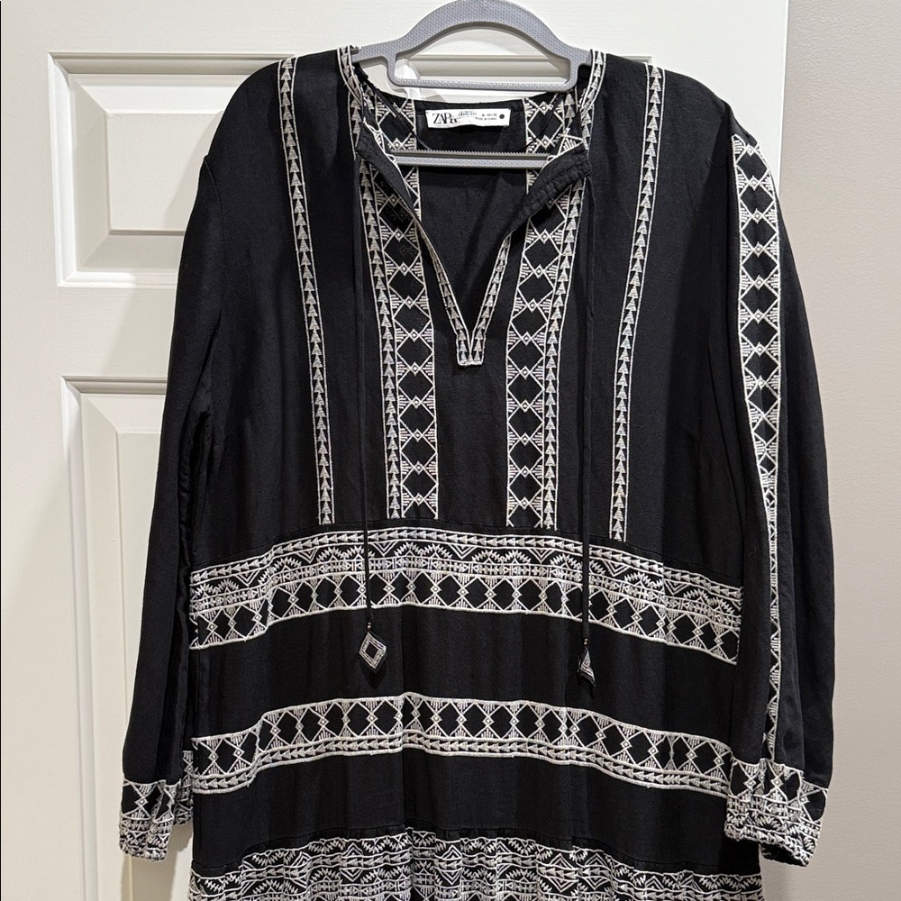 Zara Black and White Embroidered Bohemian Linen Dress - XL - Picture 8 of 11